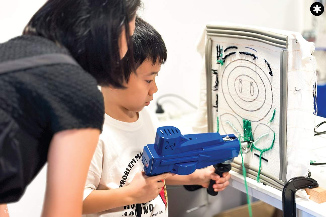 Estudio Theflooriscold | Taller de mechones en Hong Kong | Kwai Hing